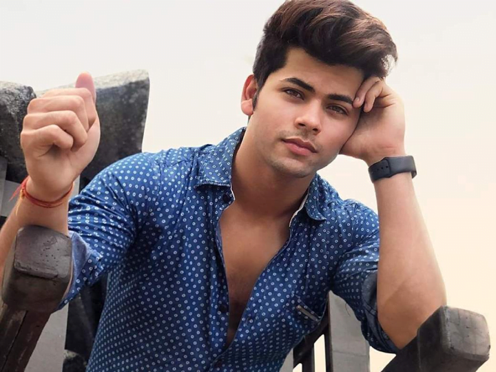 top-10-indian-social-media-influencers-on-instagram-we-all-adore-siddharth-nigam