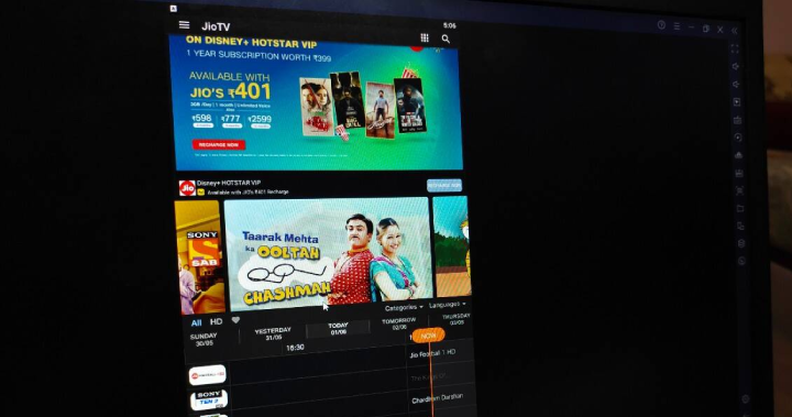 Jio-is-about-to-launch-tablets-and-TVs 