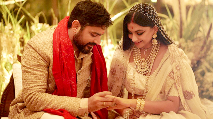 10-famous-bollywood-weddings-that-left-us-in-awe-rhea-kapoor-karan-boolani